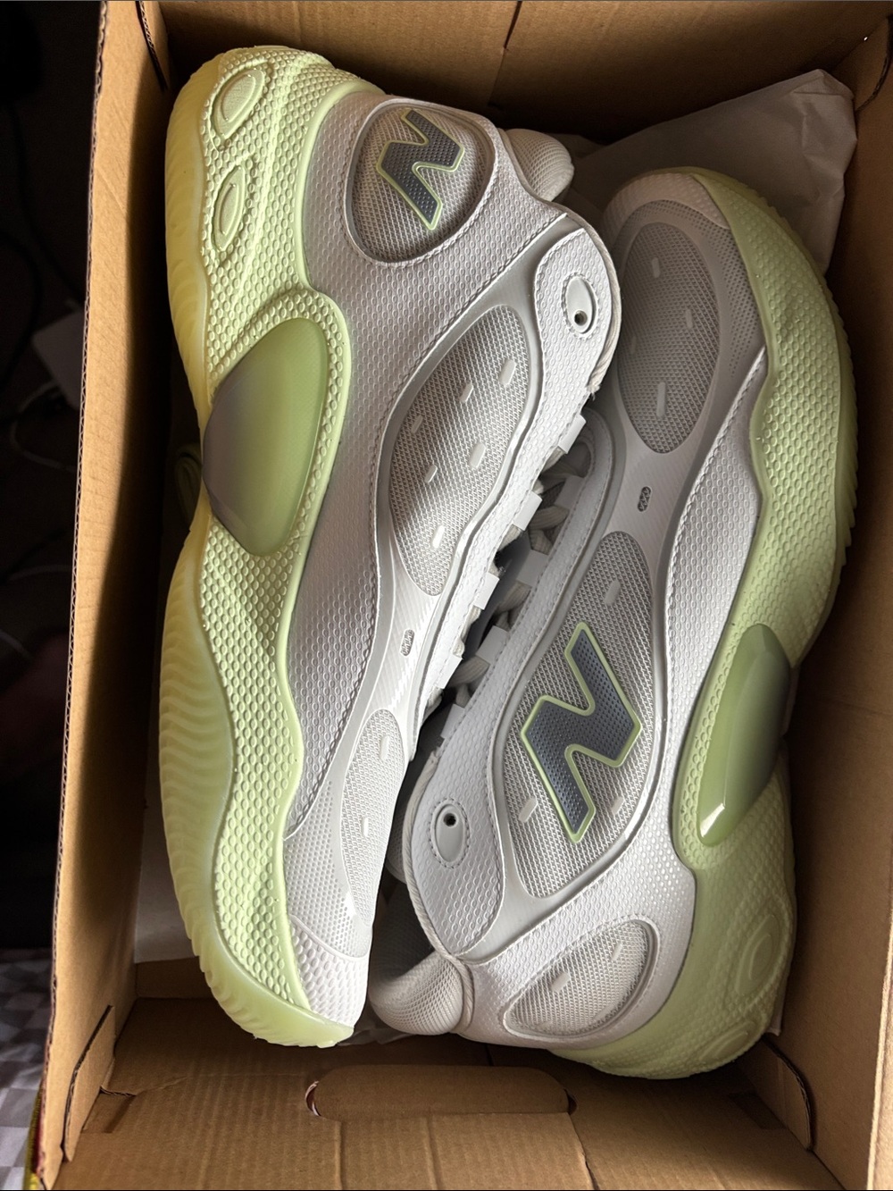 New Balance White & Light Green Athletic Sneakers -Mens 12 1/2- BRAND NEW IN BOX